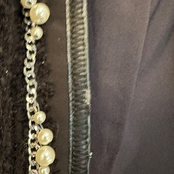 ✨White House Black Market Women's Black Tweed Jacket With Pearl Chain Trim✨ - Picture 4 of 7